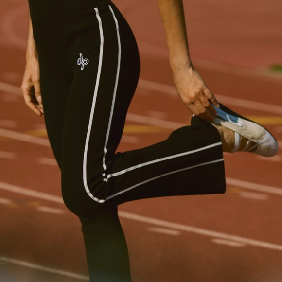 Anthropologie Daily Practice Side-Stripe Sweatpants Size Large (Q1-70) - Picture 3 of 4